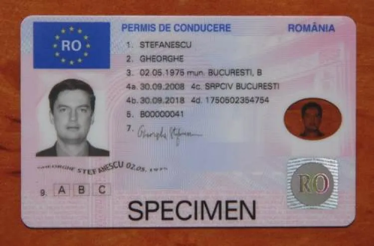 În 16 și 17 august se lucrează la Permise și Înmatriculări