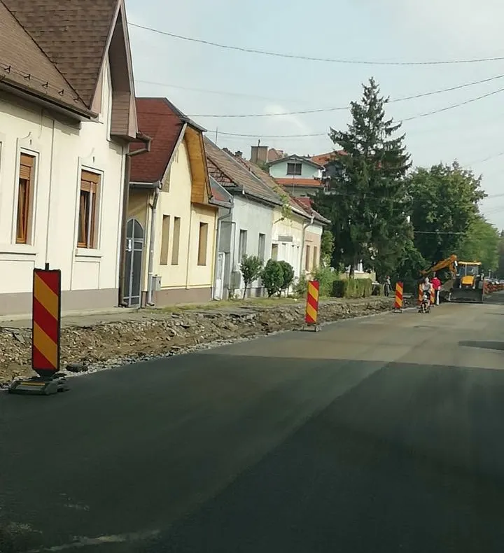 Tîrgu Mureș: se reabilitează strada Victor Babeș