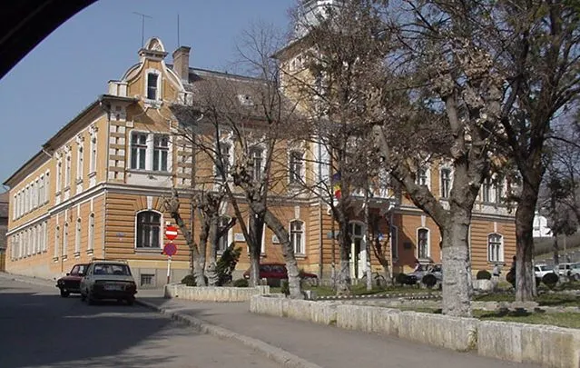 Municipiul Târnăveni caută arhitect-șef
