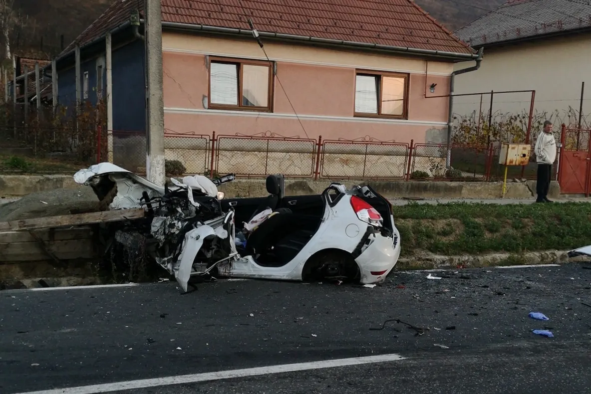 ASTĂZI: Accident grav în Fântânele