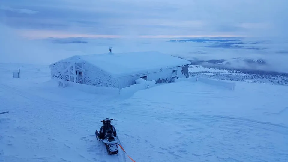 Pericol de avalanșă în Călimani!