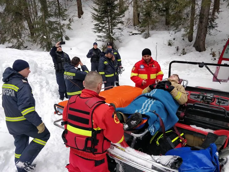FOTO: 15 turiști rătăciți în Călimani și 80 de salvatori. EXERCIȚIU