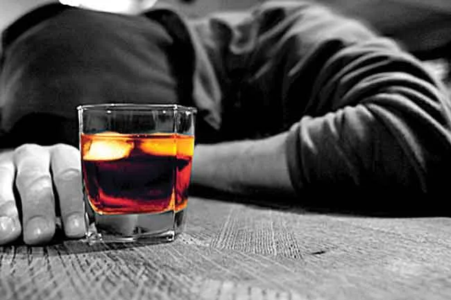 ASTĂ NOAPTE, ÎN TÂRGU MUREȘ: Au fost confiscați 210 litri de alcool