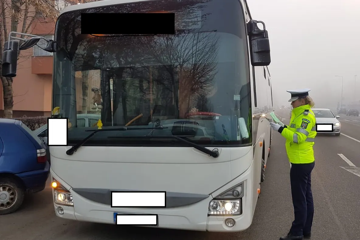 MUREȘ: 600 de autovehicule de transport verificate de polițiști