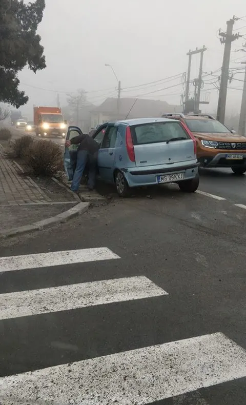 MUREȘ: COD GALBEN DE CEAȚĂ! Accidente la primele ore ale zilei