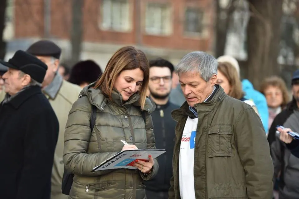 Dacian Cioloș, azi, la ora 15, la Ceasul cu Flori din Târgu Mureș