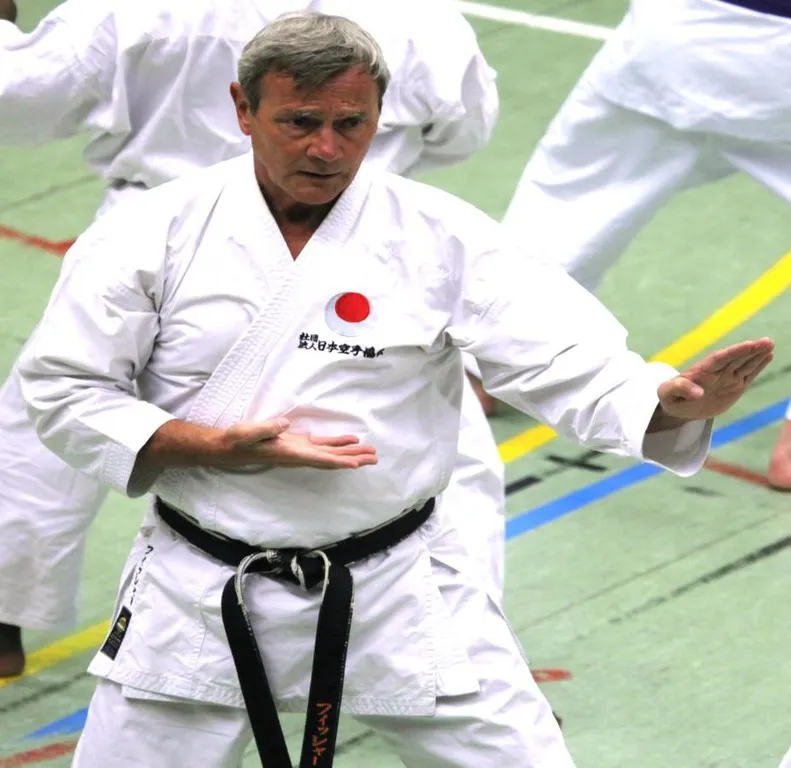 GRATUIT/ TÂRGU MUREȘ: Stagiu cu Sensei Jean Pierre Fischer, campion mondial la karate