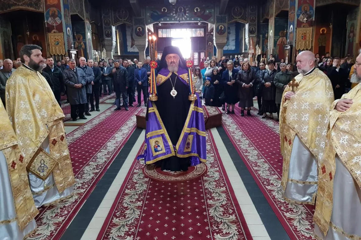 Arhiepiscopul Alba Iuliei a ținut slujba de Florii la Târgu Mureș