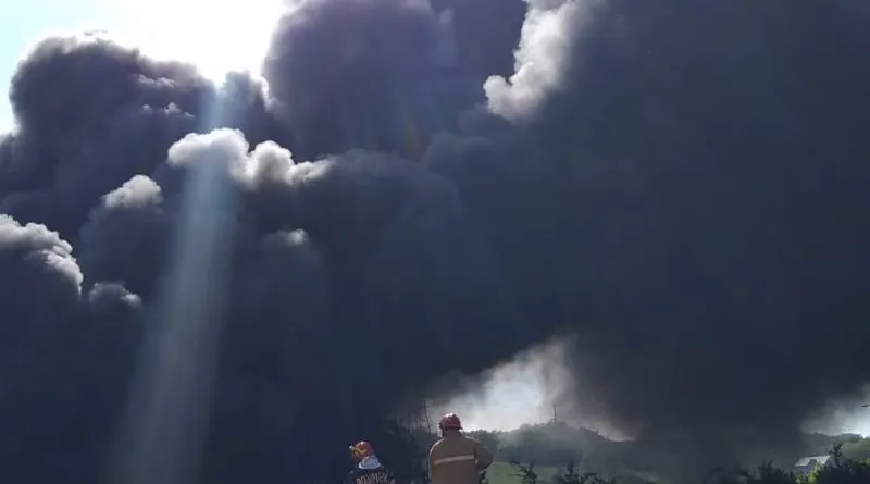 INCENDIU ȘI FUM GROS LA CORUNCA