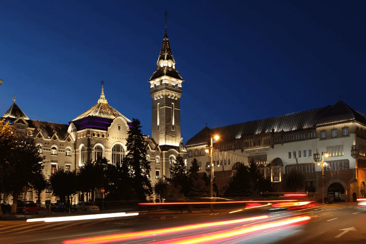 TÂRGU MUREȘ: Porți deschise la una dintre cele mai frumoase clădiri din Transilvania