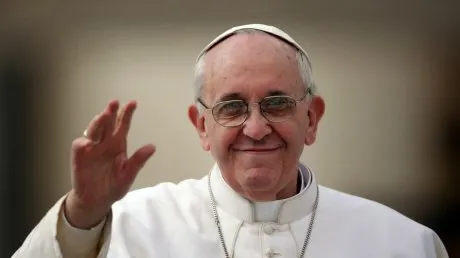 VIDEO/EXCLUSIV: Suveranul Pontif a aterizat, în această dimineață, pe Aeroportul Internațional “Transilvania” din Târgu Mureș
