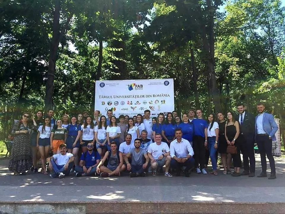 Studenții din Târgu Mureș trec Prutul