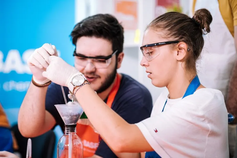 FELICITĂRI! Școala Gimnazială Europa, locul 9 pe țară, la Evaluarea Națională