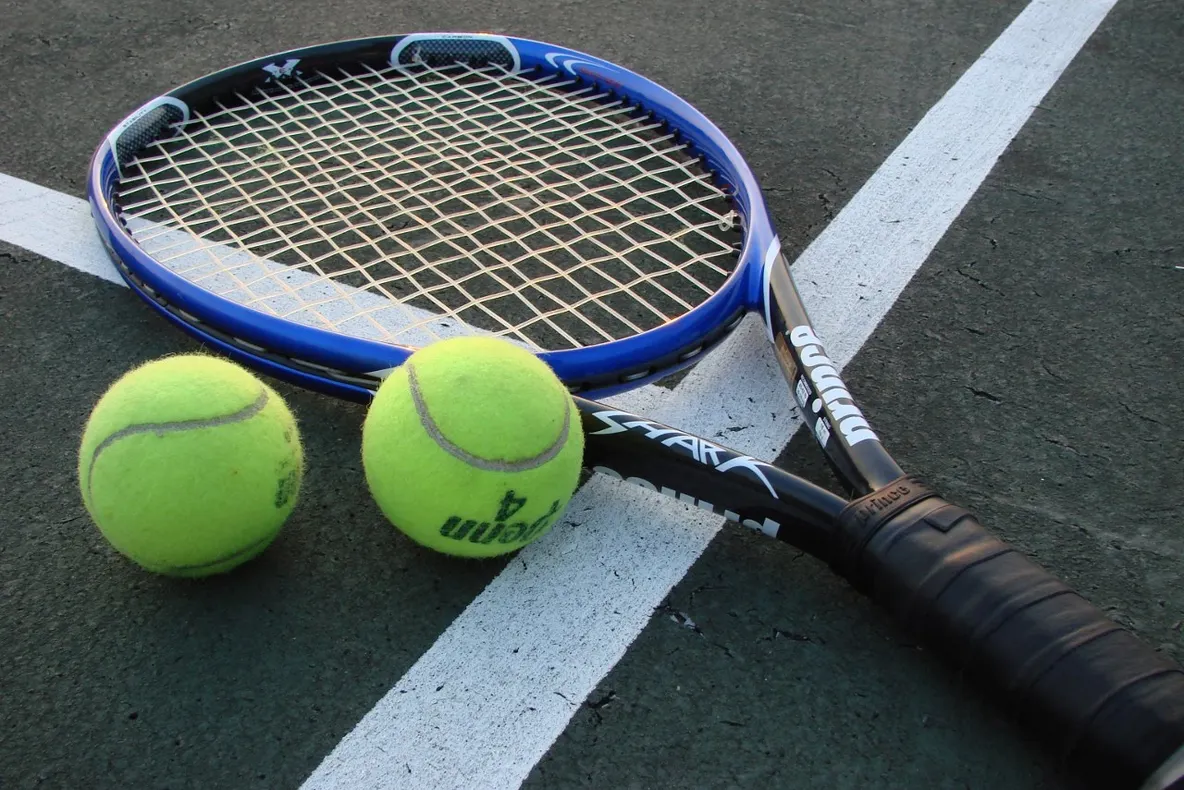 TÂRGU MUREȘ: Turneu de tenis cu 100 de jucători și premii de 15.000 de dolari