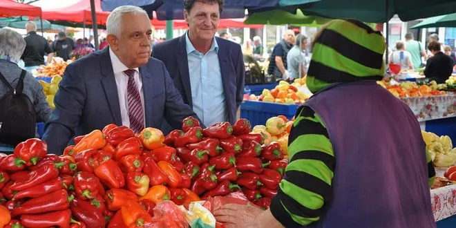 Petre Daea, explicații la Târgu Mureș pentru producătorii de tomate