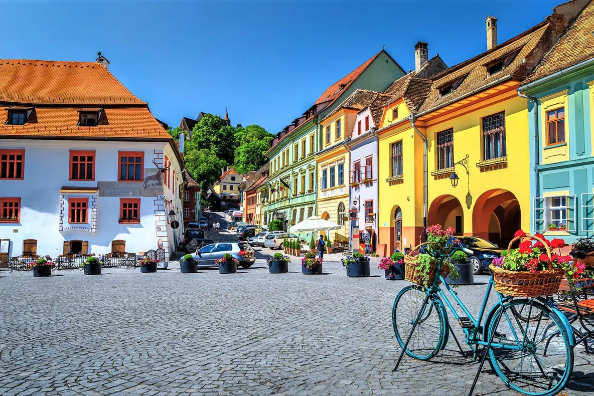 “Vibrații de culoare, imagine, sunet și cuvânt”, eveniment cultural la Sighișoara