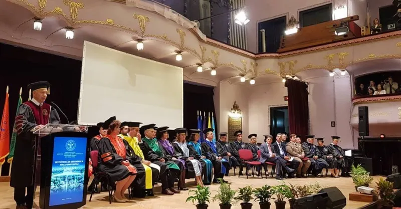 12.000 de studenți, din care 800 străini, încep anul universitar la UMFST Târgu Mureș