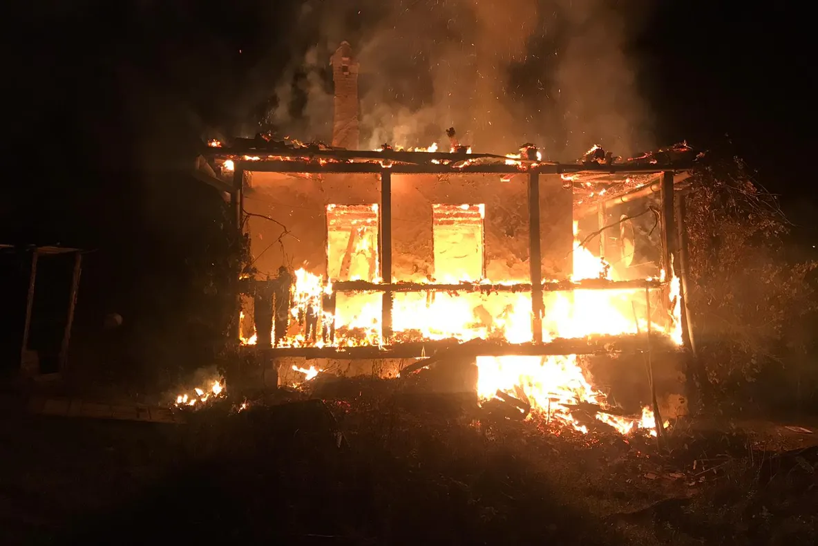 Incendiu la Idicel Pădure: O casă a fost făcută scrum!