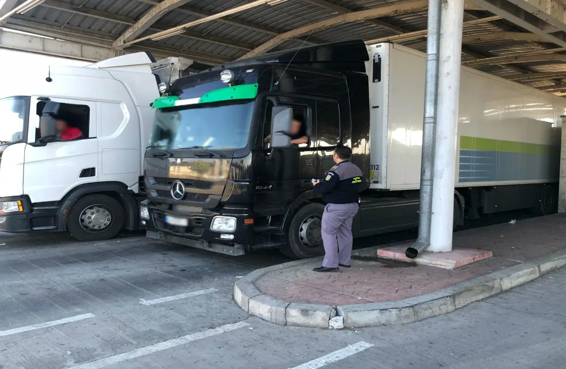 DOSAR PENAL: Circula ziua în amiaza mare fără permis, prin Glodeni