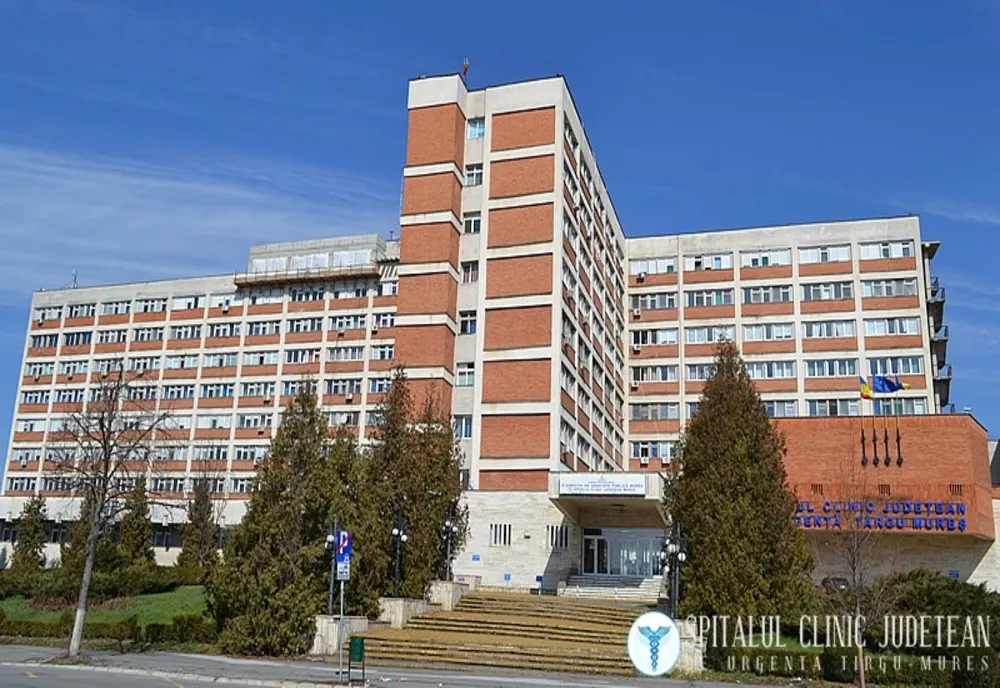 Pacienții internați la Spitalul Nou din Târgu Mureș se înscriu pentru votul cu urna mobilă