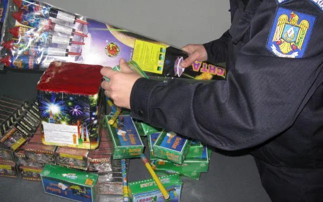 MUREȘ: Controale și amenzi la comercianții de produse pirotehnice