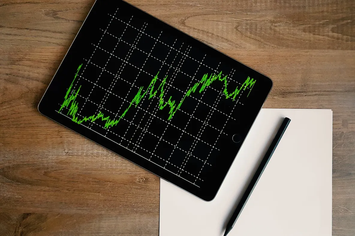 STUDIU TERMENE.RO: 17.63% dintre hotelurile și restaurantele din Mureș solicită certificatul pentru situații de urgență. 12.05% aplică la programul IMM Invest (P)
