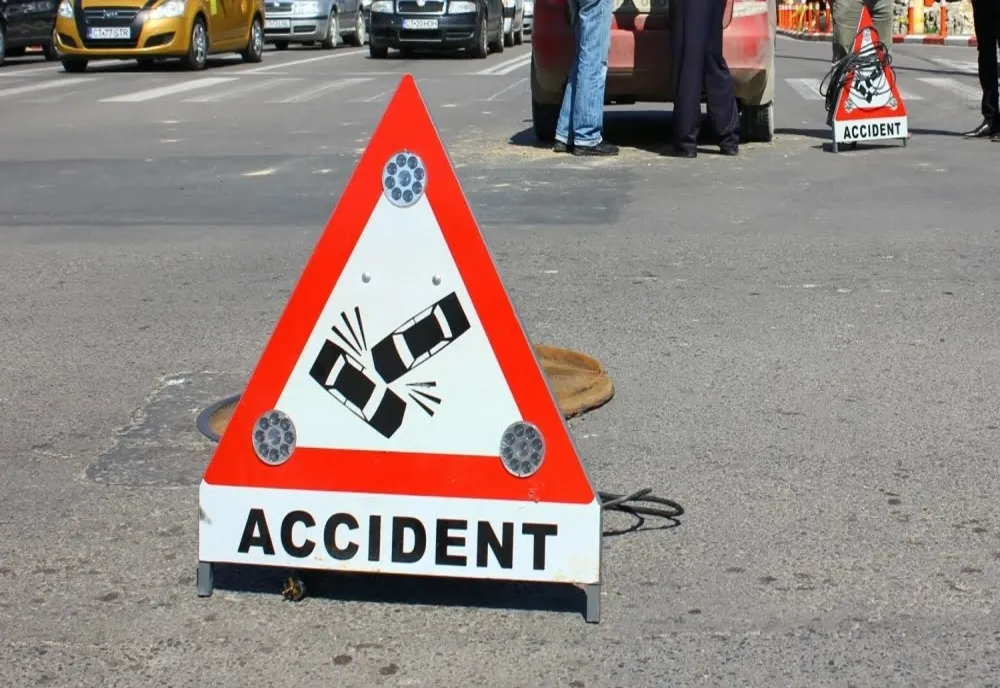Trei accidente rutiere, în această dimineaţă, în Sângeorgiu de Mureș