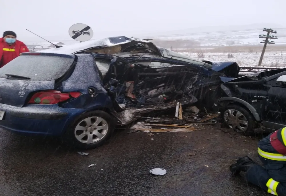 ISU Mureș: 62 de intervenții, printre care și două accidente! O femeie, rănită grav a fost dusă la spital