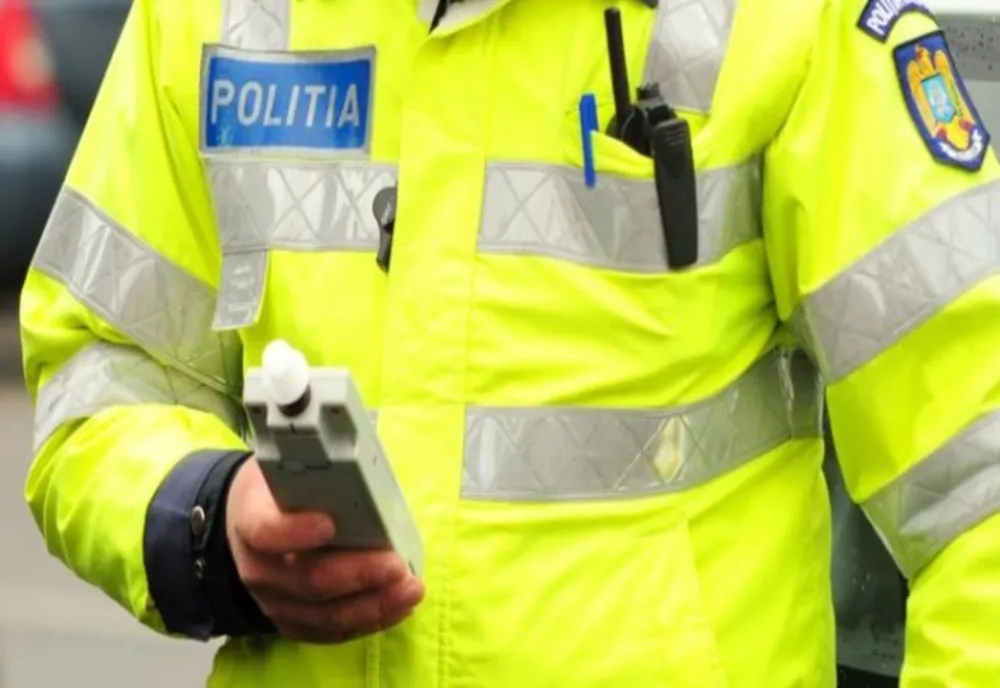 Un șofer și un biciclist, băuți criță, implicați în accidente rutiere