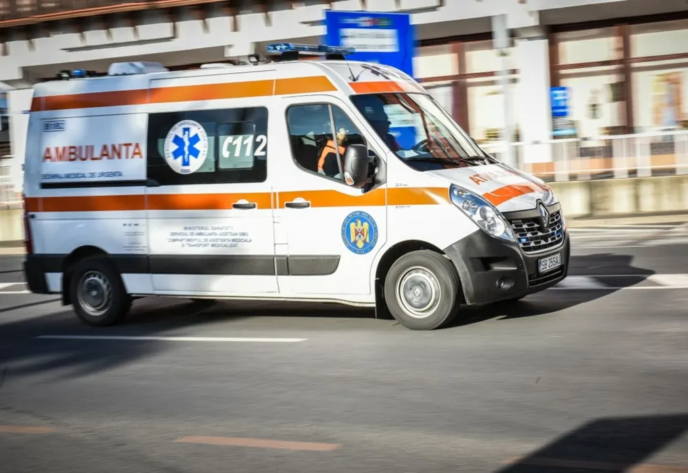 Trei persoane rănite în urma unui accident în Târnăveni! Impact între două maşini