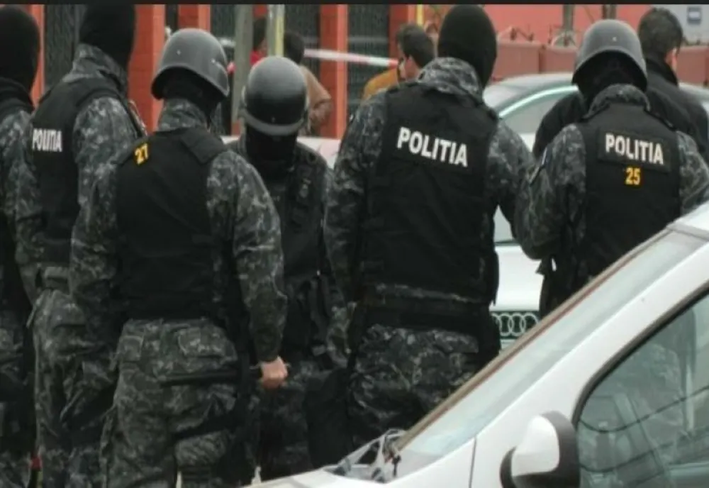 Percheziții în Bistrița-Năsăud, într-un dosar de trafic de migranți instrumentat de DIICOT Târgu Mureș
