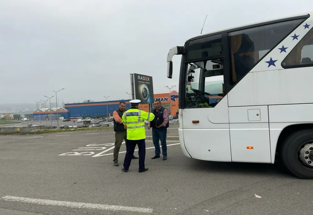 Acţiune de verificare a transportului rutier de mărfuri și persoane în Mureş