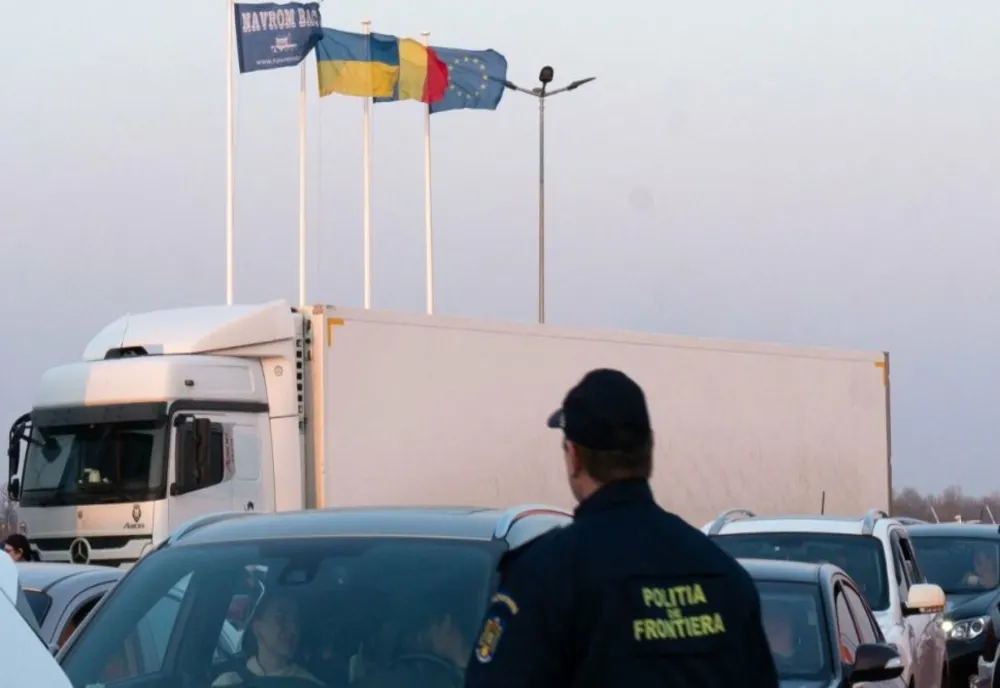 Ucraina a lovit o fabrică de avioane din Rusia