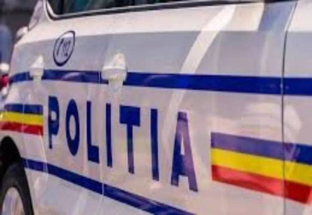 Colet suspect din Elveția, interceptat la Galați: trei arme letale ascunse într-un pachet primit de soția suspectului