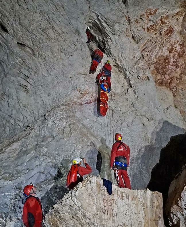 Salvamont Salvaspeo Mureș, intervenție în peșteră