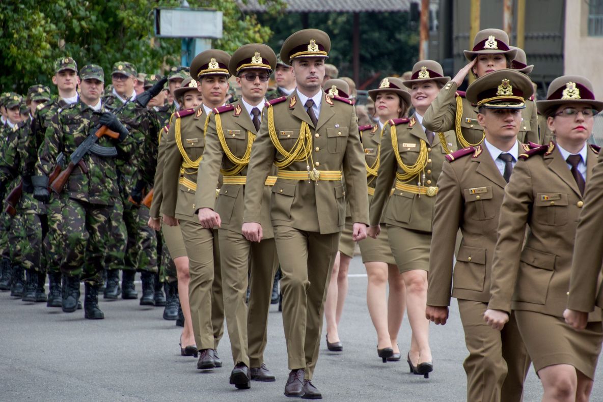 Ofițeri la Medicină