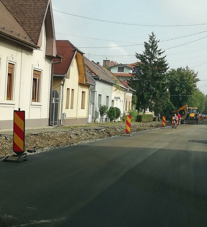 Tîrgu Mureș: se reabilitează strada Victor Babeș