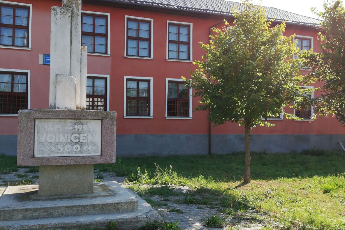 Delgaz Grid: “Manevre greșite efectuate de personalul școlii din Voiniceni”