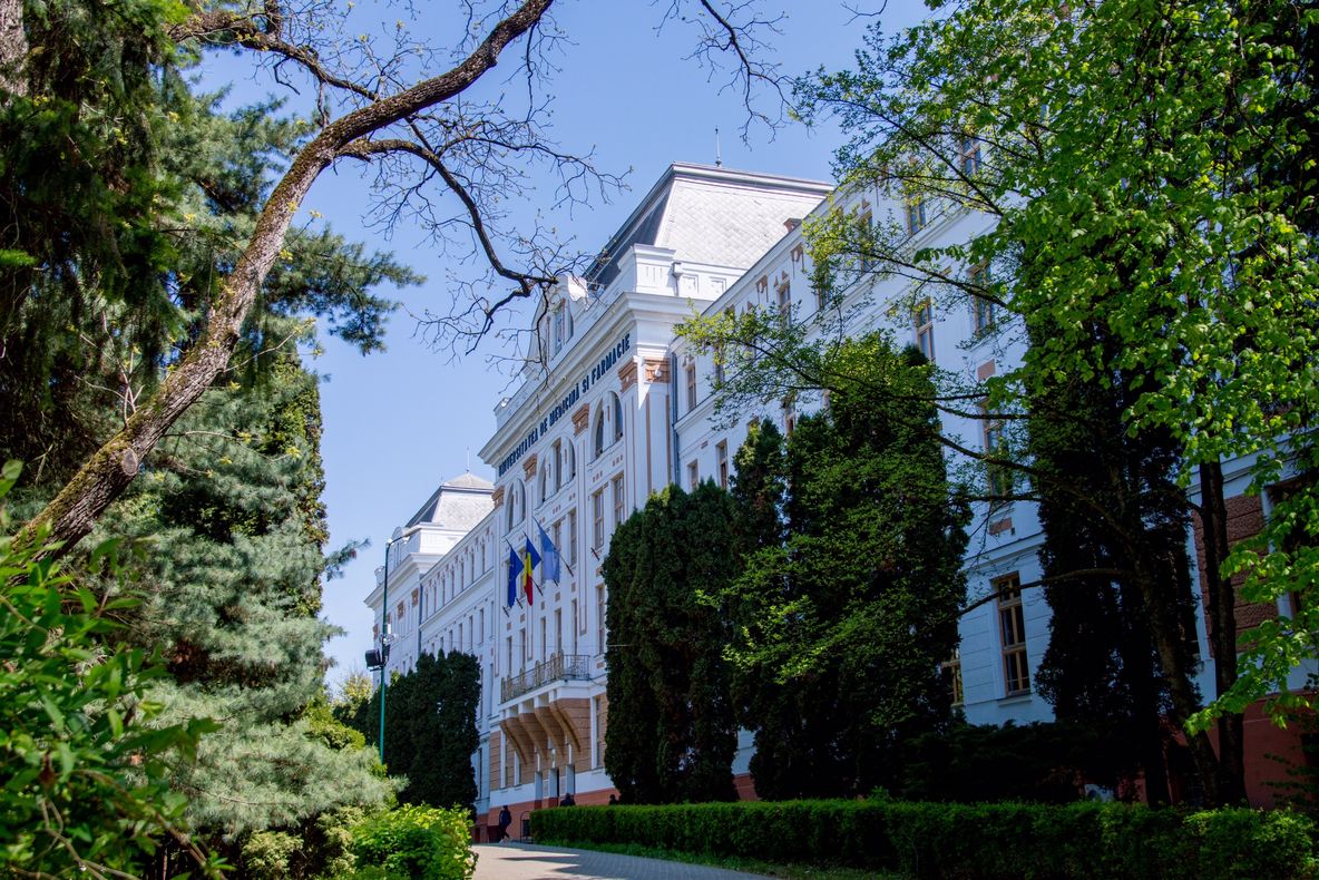 Profesor de drept din Iași, Doctor Honoris Causa la Tîrgu Mureș