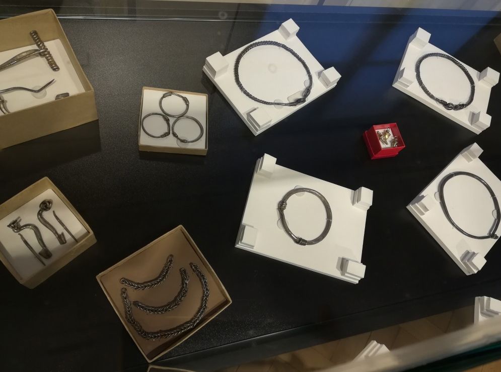 DESCOPERIRE SENZAȚIONALĂ: Tezaur dacic la Ernei