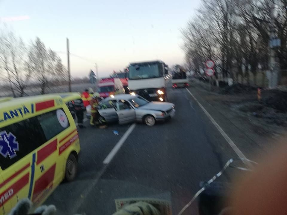 ASTĂZI: Accident la Periș