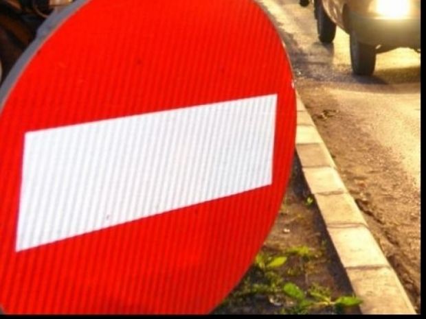 RESTRICȚII: Pe o singură bandă, între Chețani și Luduș