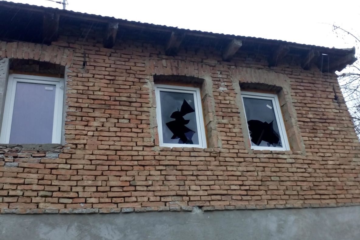 FOTO: Trei copii au murit intoxicați, în urma unui incendiu, la Archita