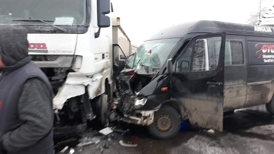 FOTO: Accident grav pe Acățari-Ungheni