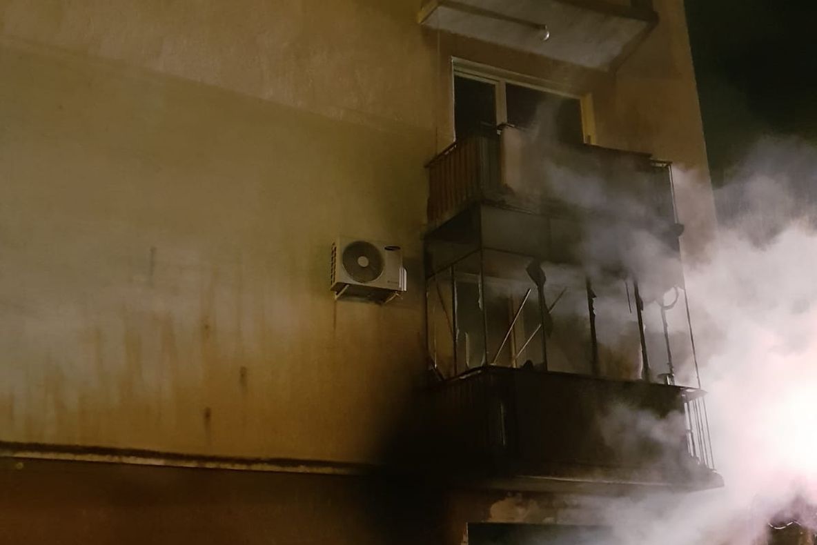 UPDATE: Explozia din Piața Armatei, la un apartament de la parterul blocului