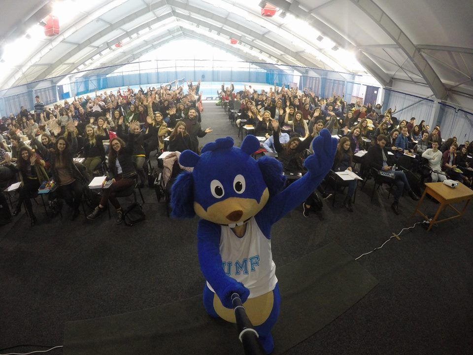 Sâmbătă încep cursurile de pregătire pentru admiterea la UMFST Târgu Mureș