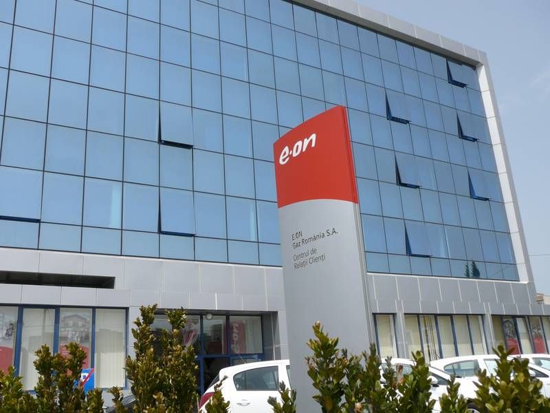 Protest la E.ON: „Nu plătiți? Nu muncim!“