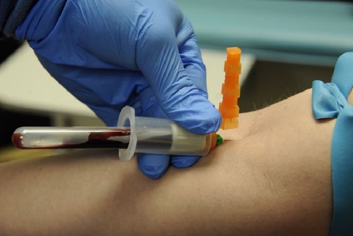 L-au dus la spital, pentru mostre biologice de sânge