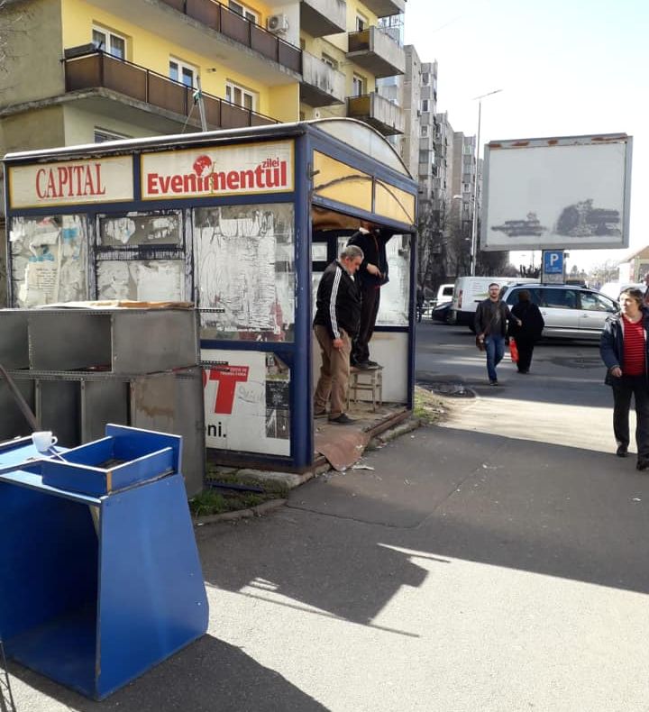 FOTO: Târgu Mureșul rămâne fără chioșcuri de ziare