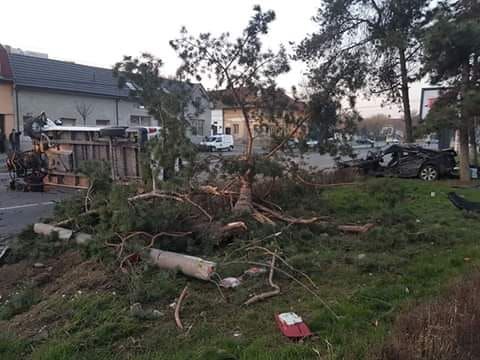 FOTO. TRAGEDIE LA TÂRGU MUREȘ: Doi morți în accidentul de lângă Gara Mare